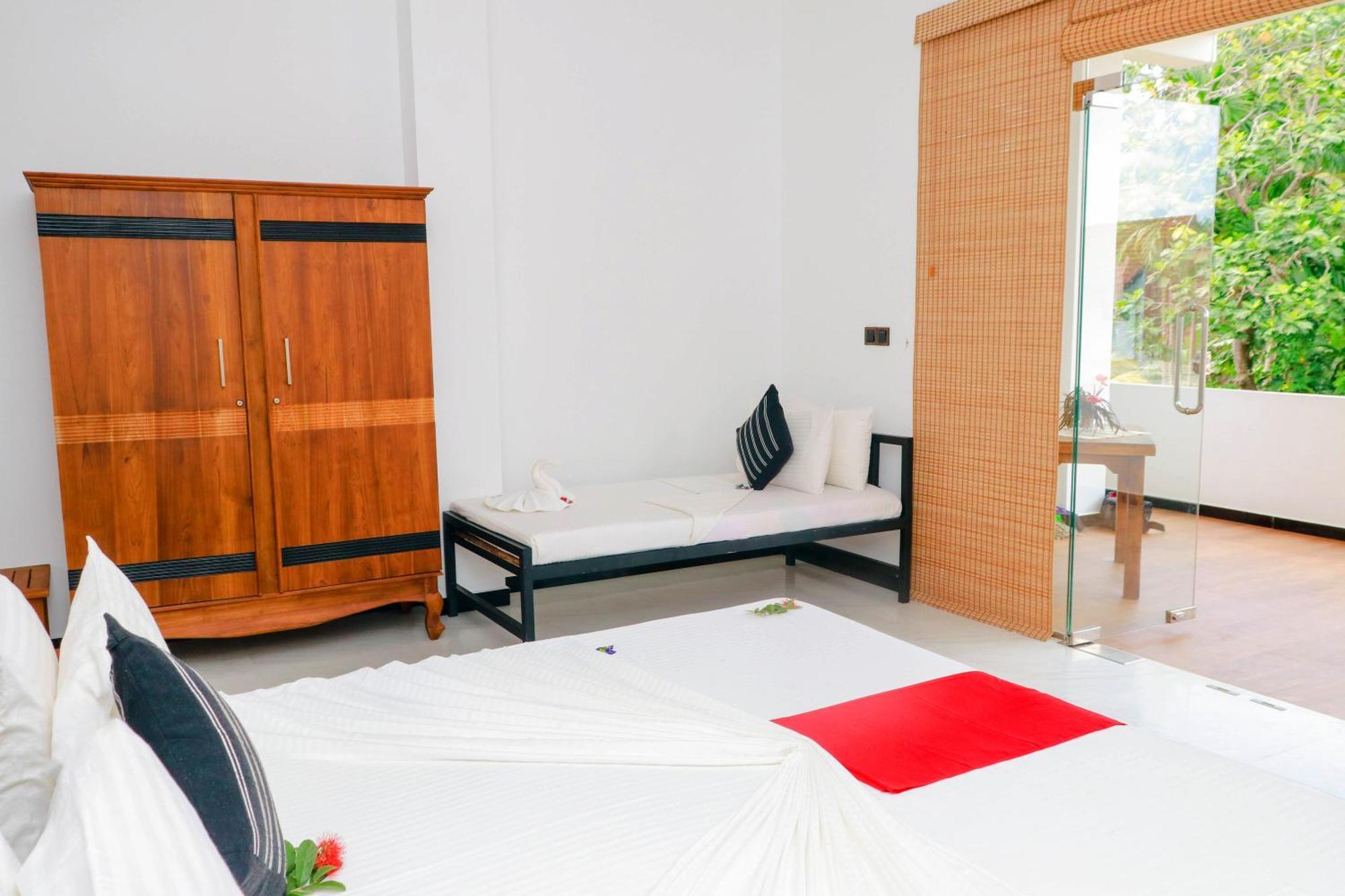 אהנגאמה Dk Zur Einkehr Hotel מראה חיצוני תמונה